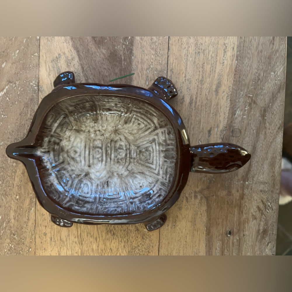Evangaline Canada 1022 Turtle Soap Dish Ceramic Pottery